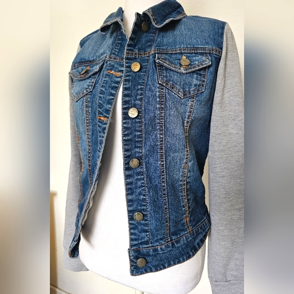 Jean and gray sleeve jacket size Medium - Picture 2 of 15